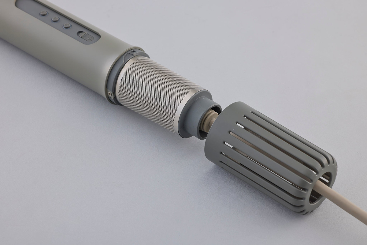 cado FOEHN 003のフィルターカバーを外したメッシュ部分