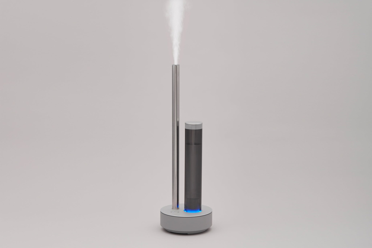 cado STEM 700iのダクト上部からミストが出る使用イメージ