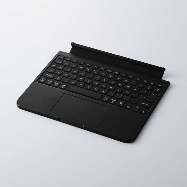 TouchBook Smartのキーボードとトラックパッドを斜めから見た公式写真